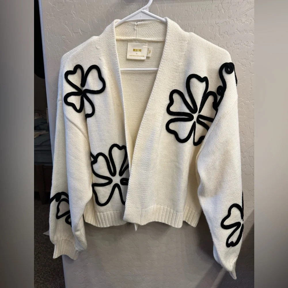 Anthropologie White Cardigan with Black Floral Accents - Picture 4 of 7